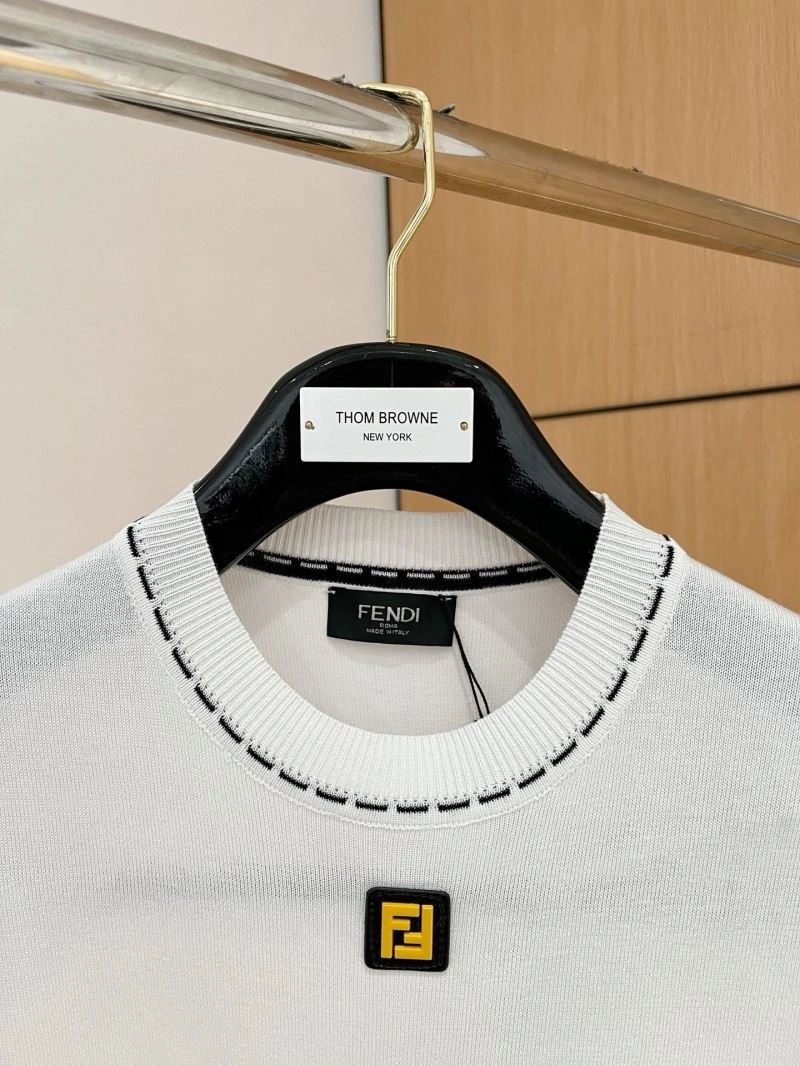 EyeCatching Fendi T-Shirts 122793