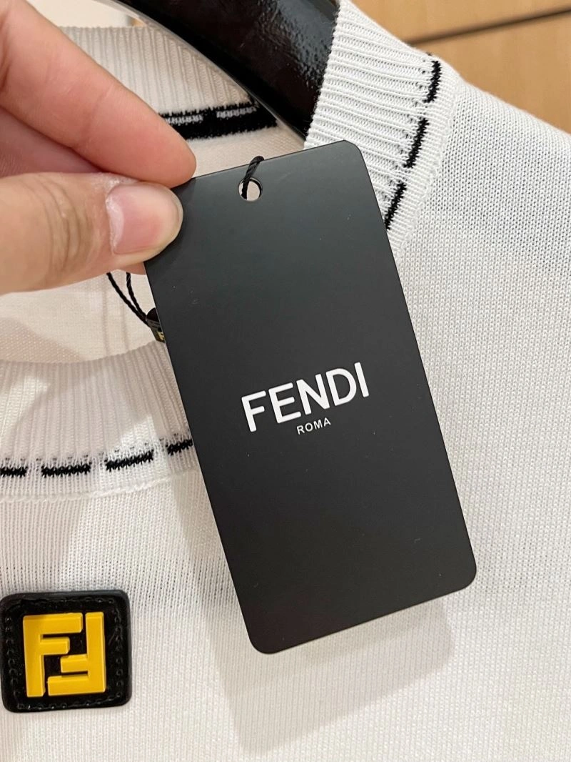 EyeCatching Fendi T-Shirts 122793