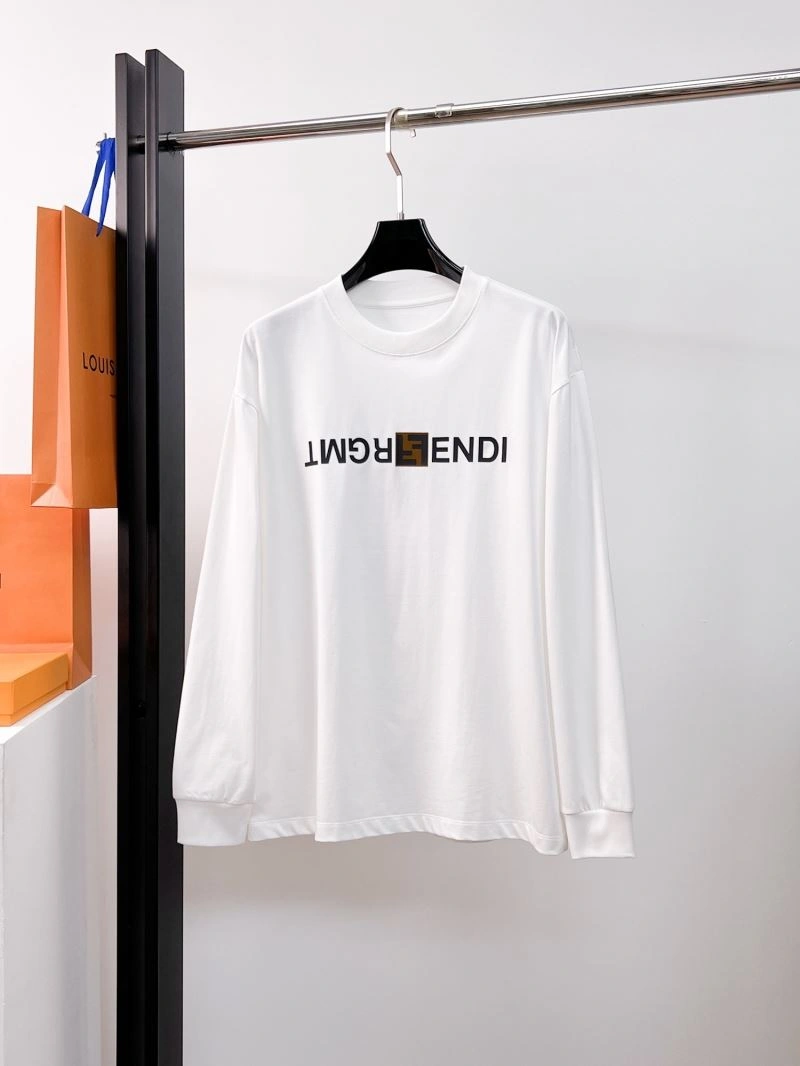 Effortless Fendi T-Shirts 122781