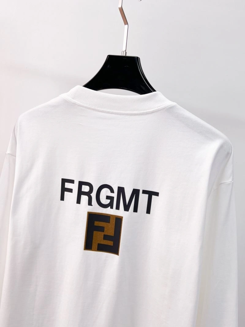 Effortless Fendi T-Shirts 122781