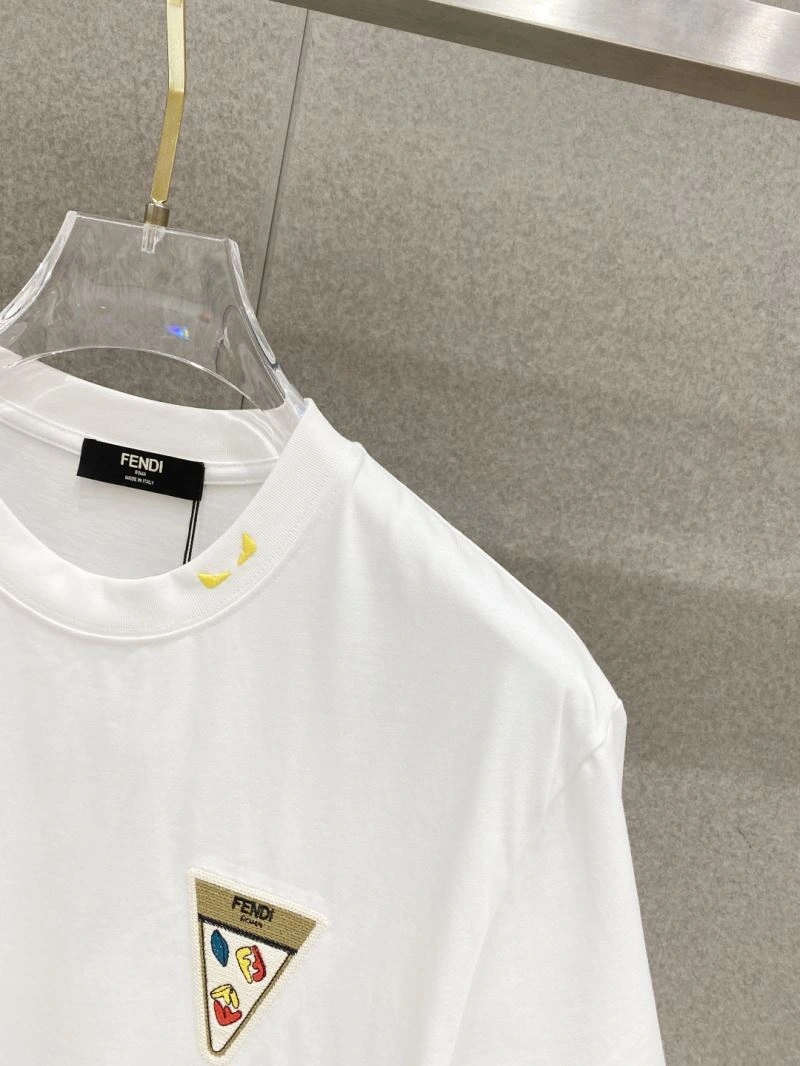 Snug Fendi T-Shirts 122767