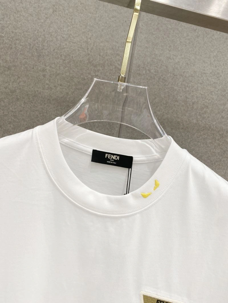 Snug Fendi T-Shirts 122767