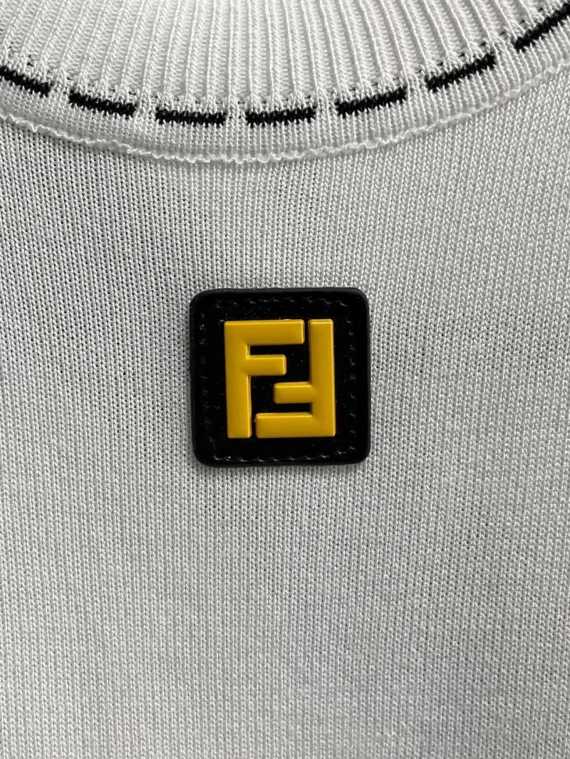 Fendi T-Shirts SmartChoice 122764