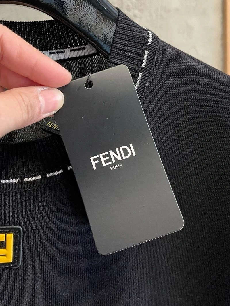 Fendi T-Shirts Stylish 122762