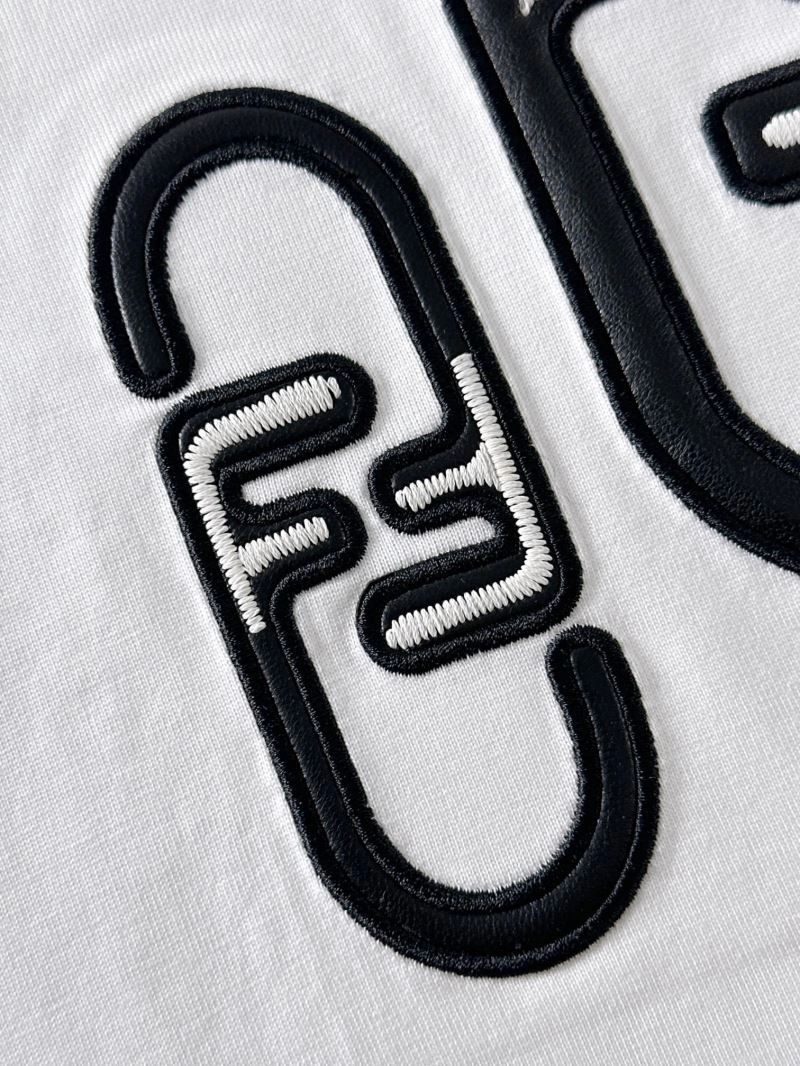 Fendi T-Shirts Versatile 122758