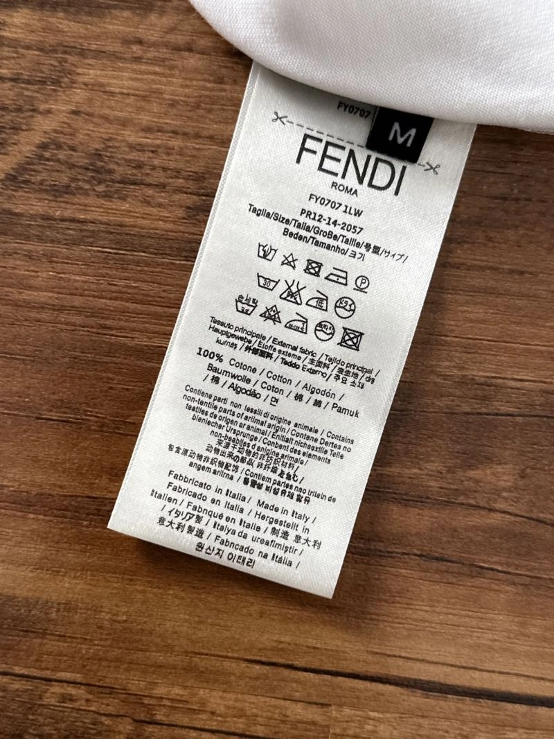 Fendi T-Shirts Versatile 122758