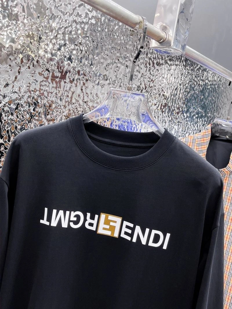 Seasonal Fendi T-Shirts 122747