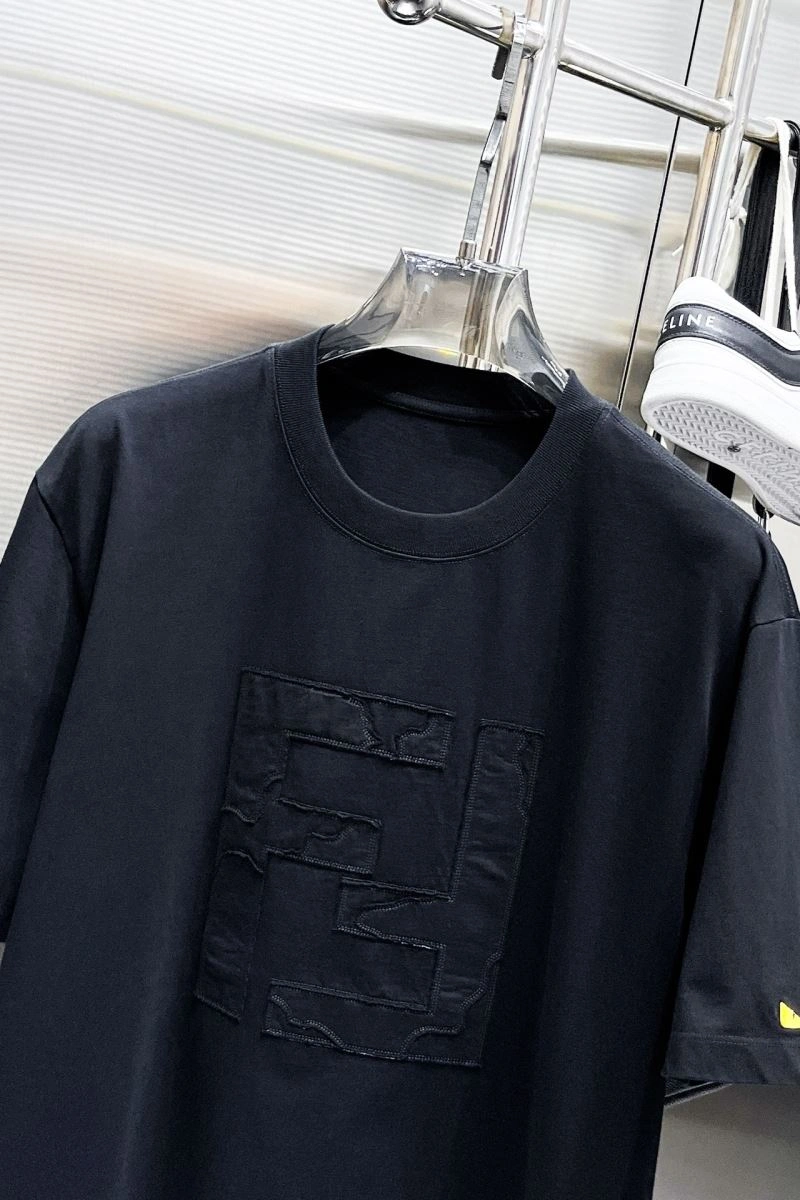 Snug Fendi T-Shirts 122558
