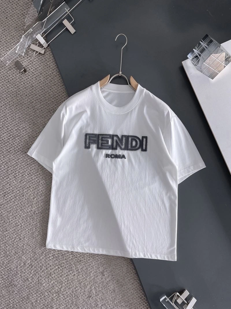 Fendi T-Shirts UrbanStyle 122573