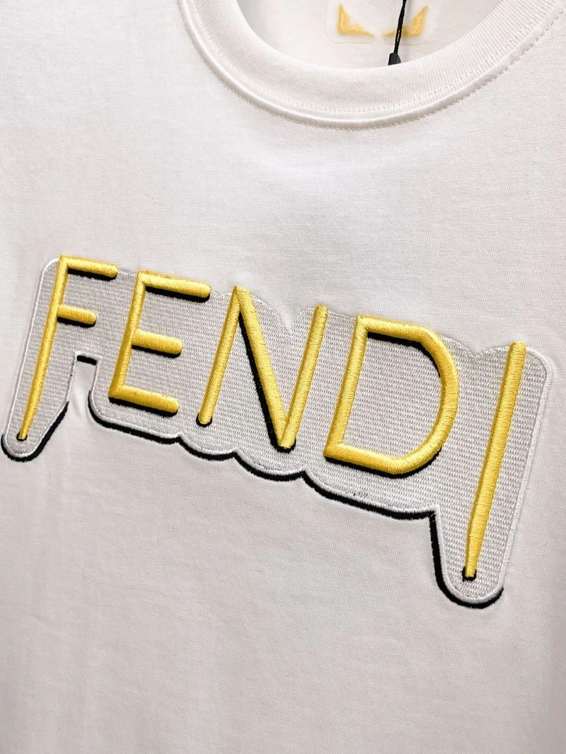 ZipUp Fendi T-Shirts 122559