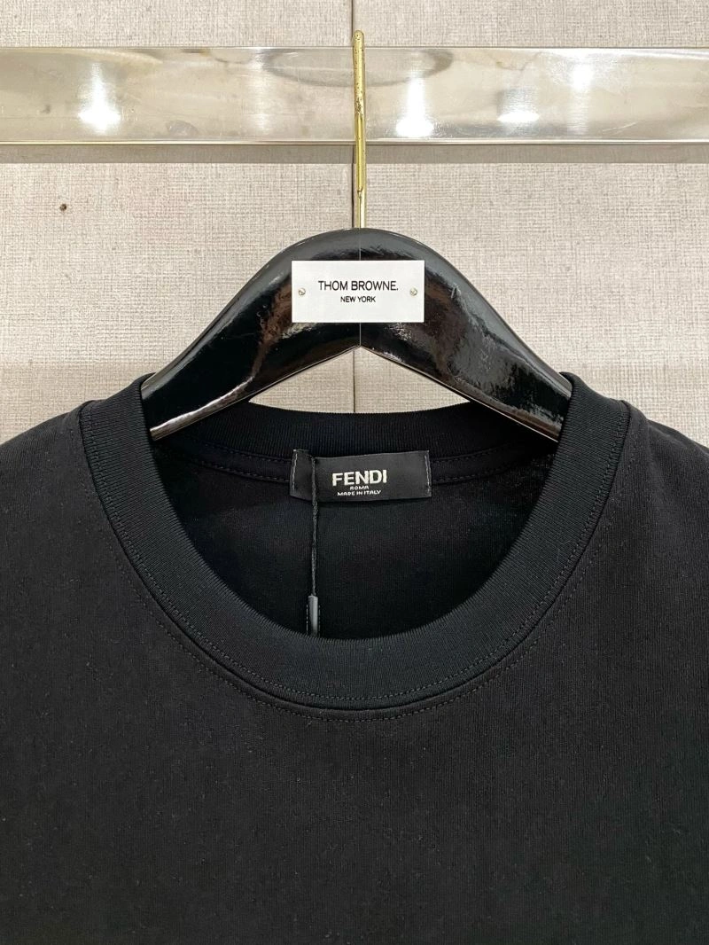 Fendi T-Shirts Durable 122562