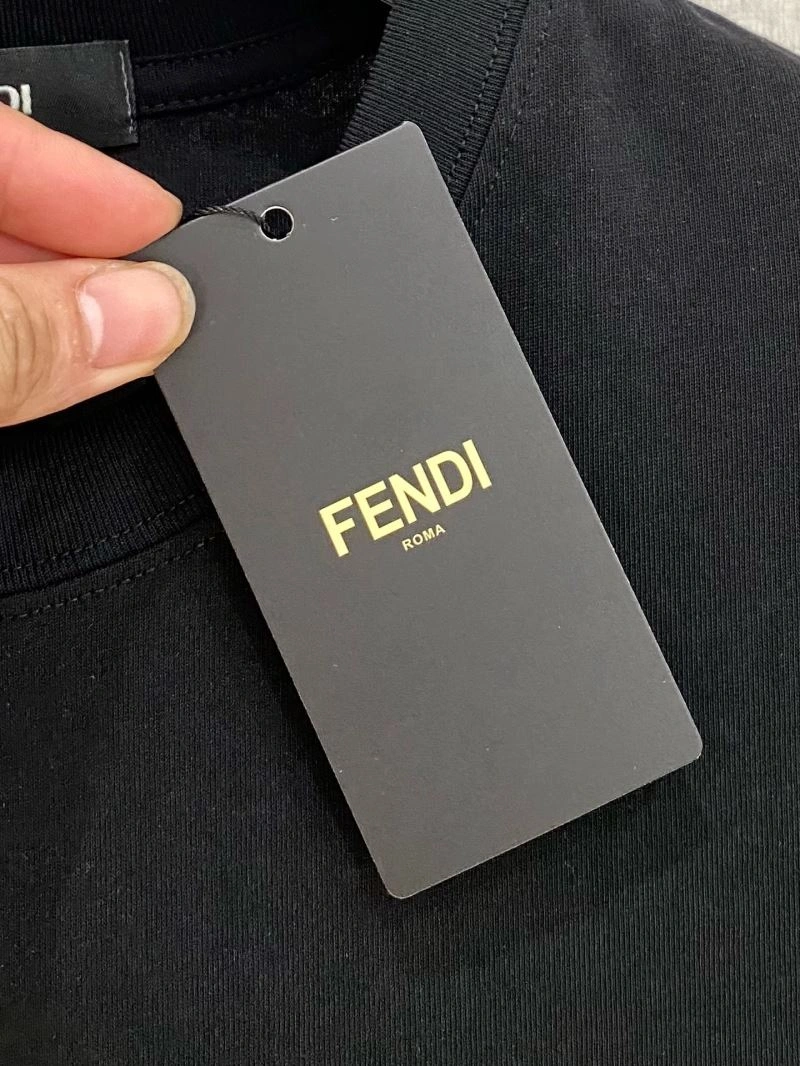 Fendi T-Shirts Durable 122562