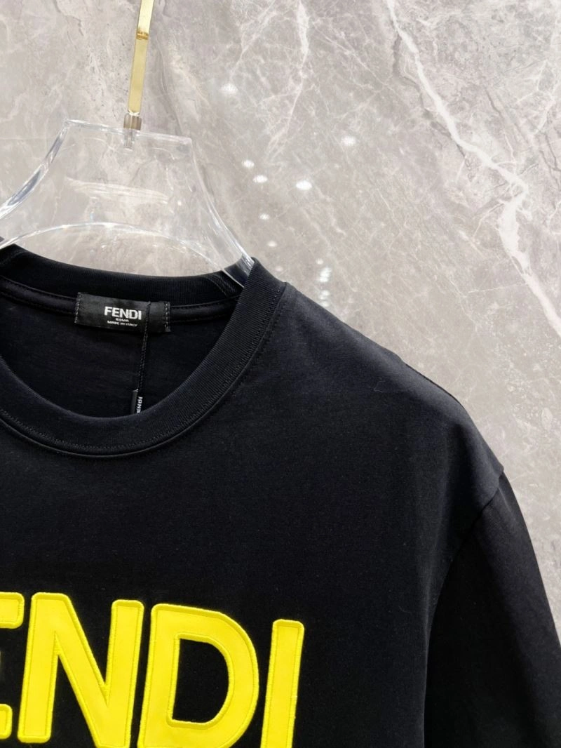Reliable Fendi T-Shirts 122535