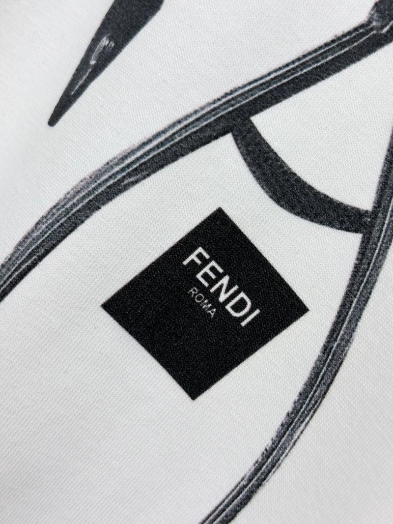 Fendi T-Shirts Soft 122534