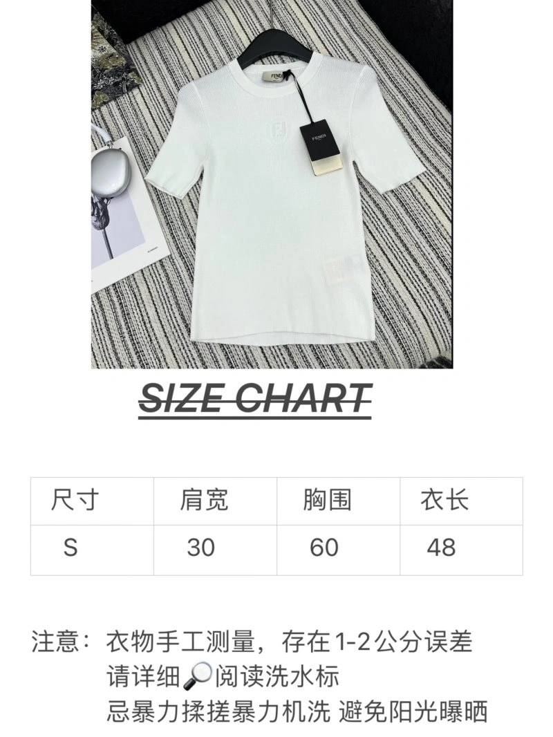 Effortless Fendi T-Shirts 120544