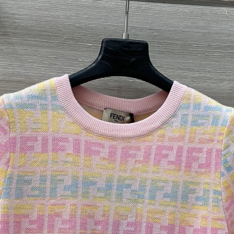 Fendi T-Shirts Comfortable 120546