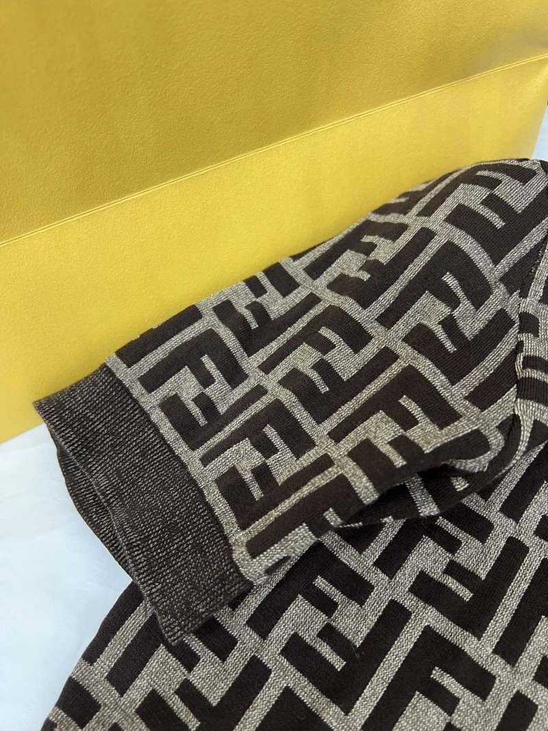 Resilient Fendi T-Shirts 120748
