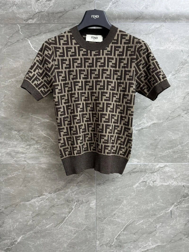 Tailored Fendi T-Shirts 120393