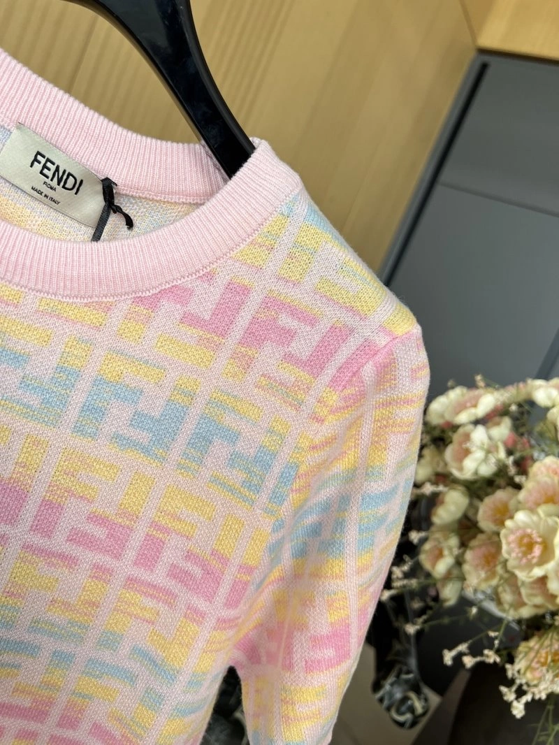 Affordable Fendi T-Shirts 120395