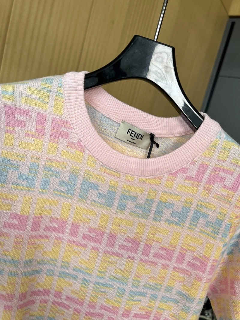 Affordable Fendi T-Shirts 120395