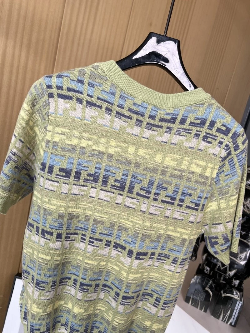 Fendi T-Shirts Breathable 120411
