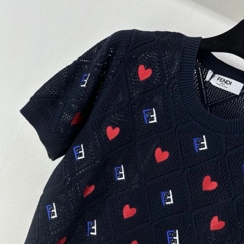 Breathable Fendi T-Shirts 120356