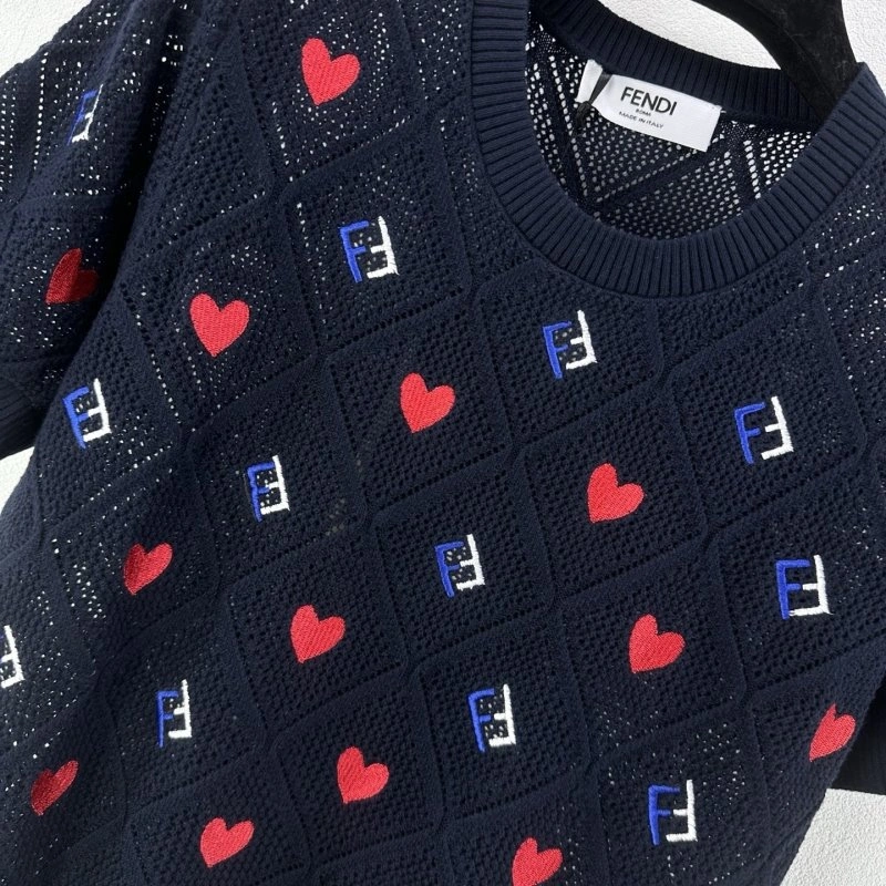 Breathable Fendi T-Shirts 120356
