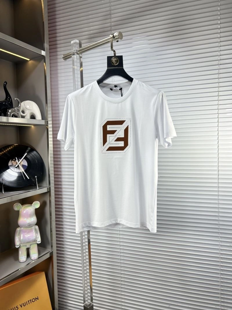 WellDesigned Fendi T-Shirts 122431