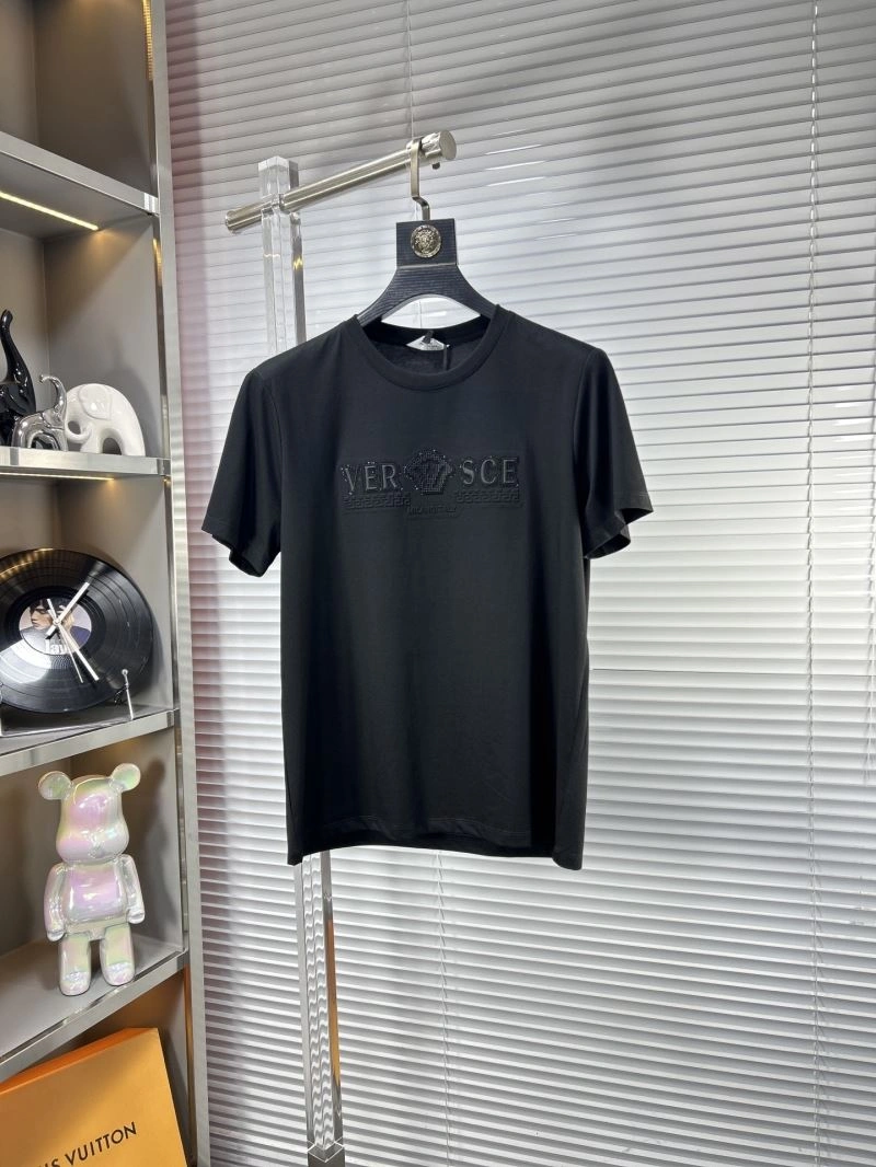Fendi T-Shirts SmartChoice 122432
