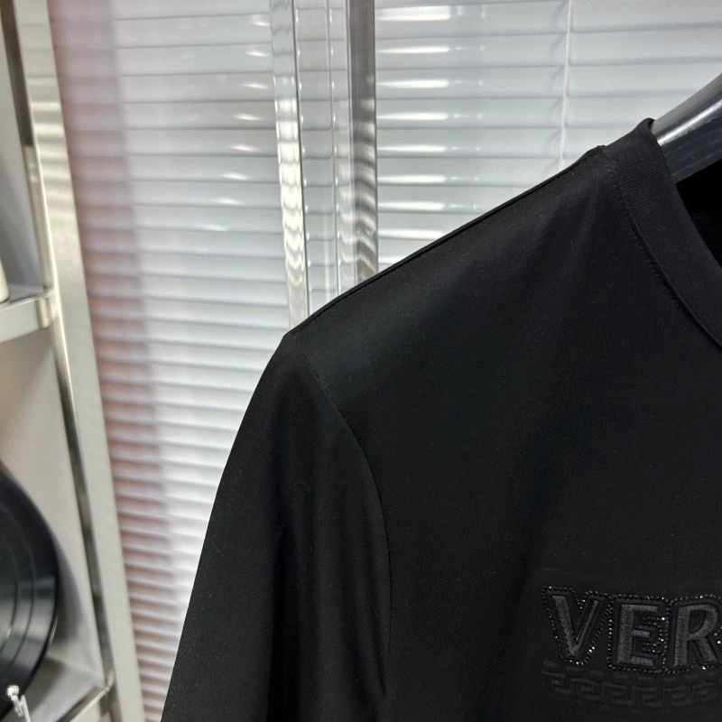 Fendi T-Shirts SmartChoice 122432