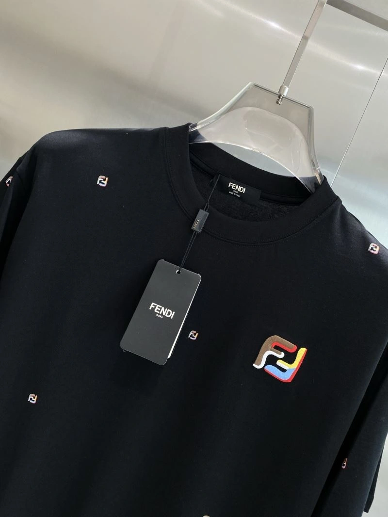 Lightweight Fendi T-Shirts 122425