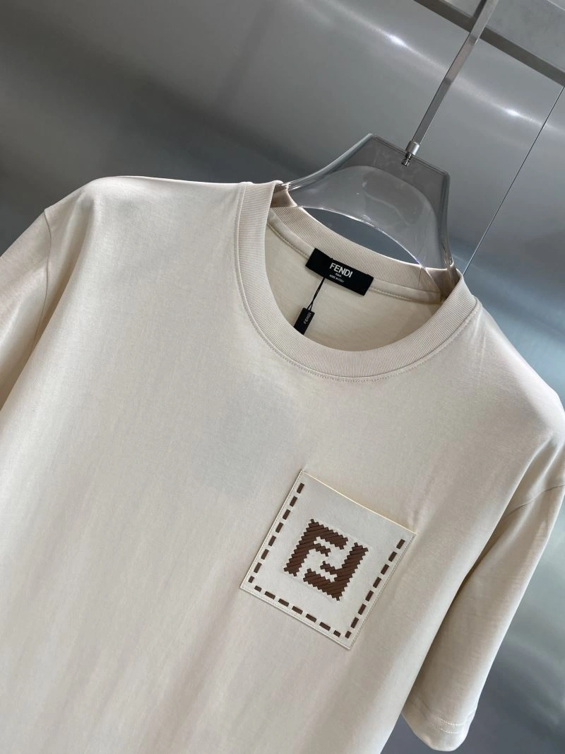 Lightweight Fendi T-Shirts 122424