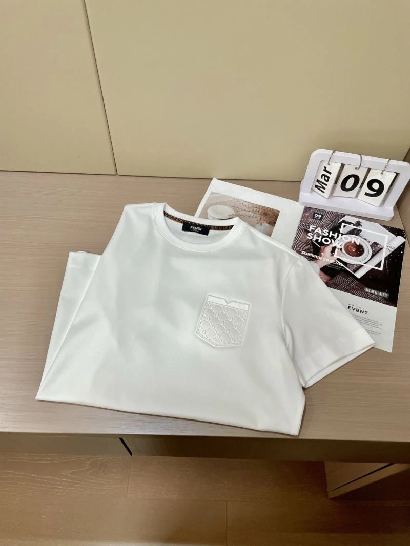 Fendi T-Shirts Chic 122414