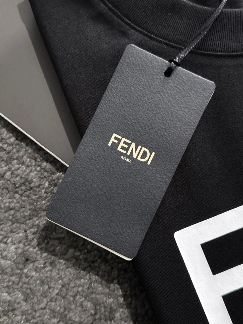 Fendi T-Shirts TravelReady 122396