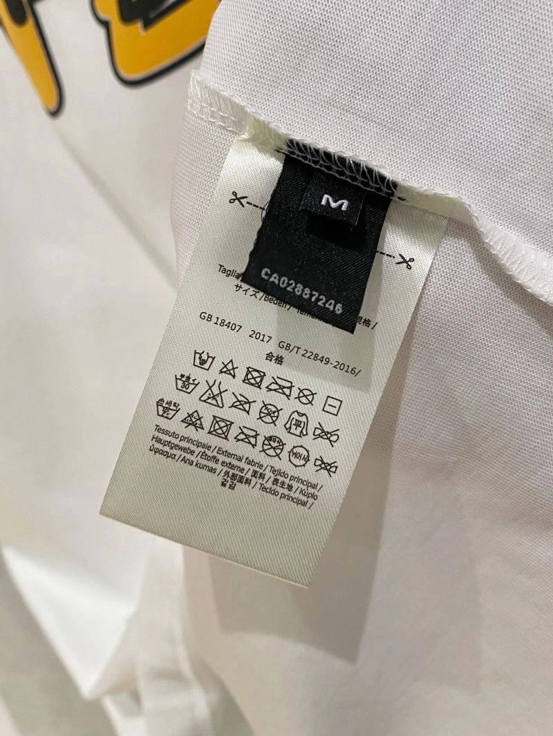 Durable Fendi T-Shirts 122392