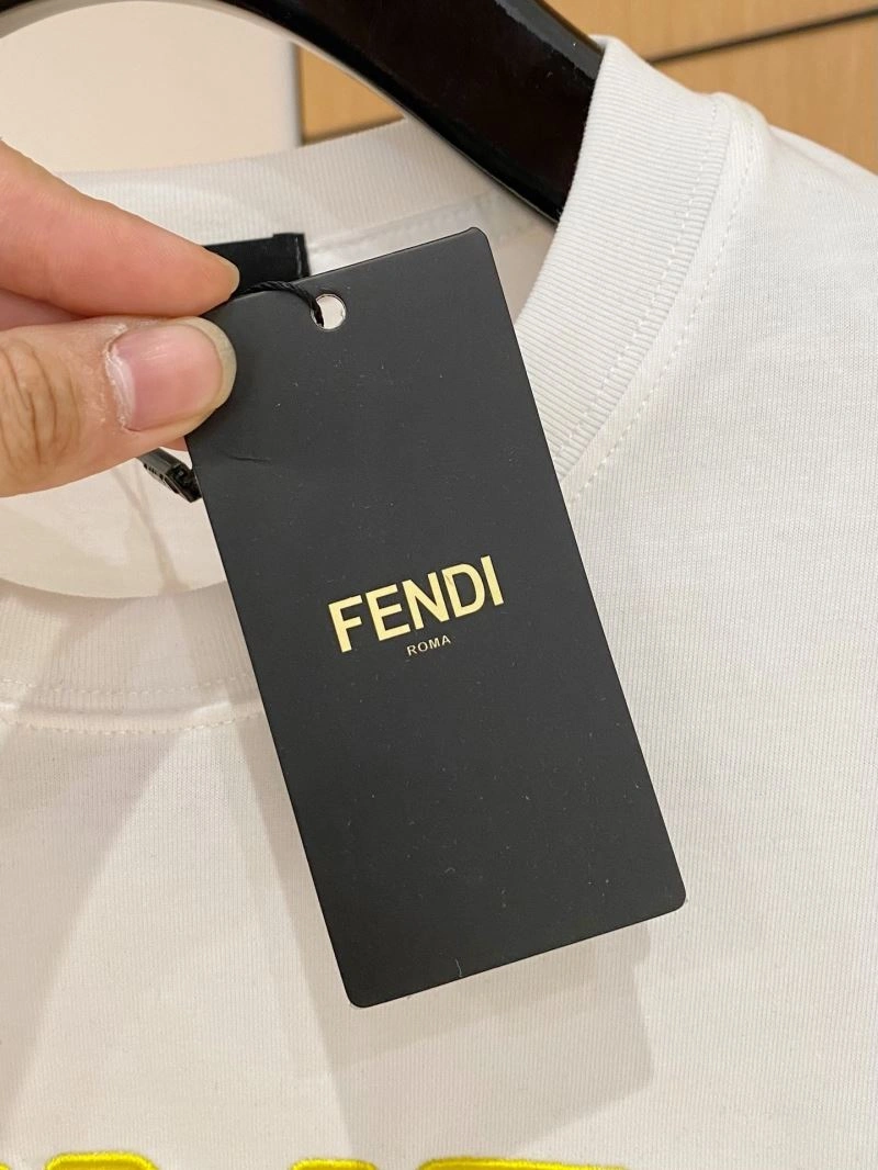 Fendi T-Shirts Compact 122394