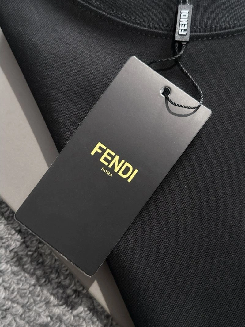OdorResistant Fendi T-Shirts 122397
