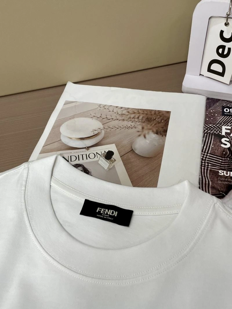 Fendi T-Shirts Stylish 122405