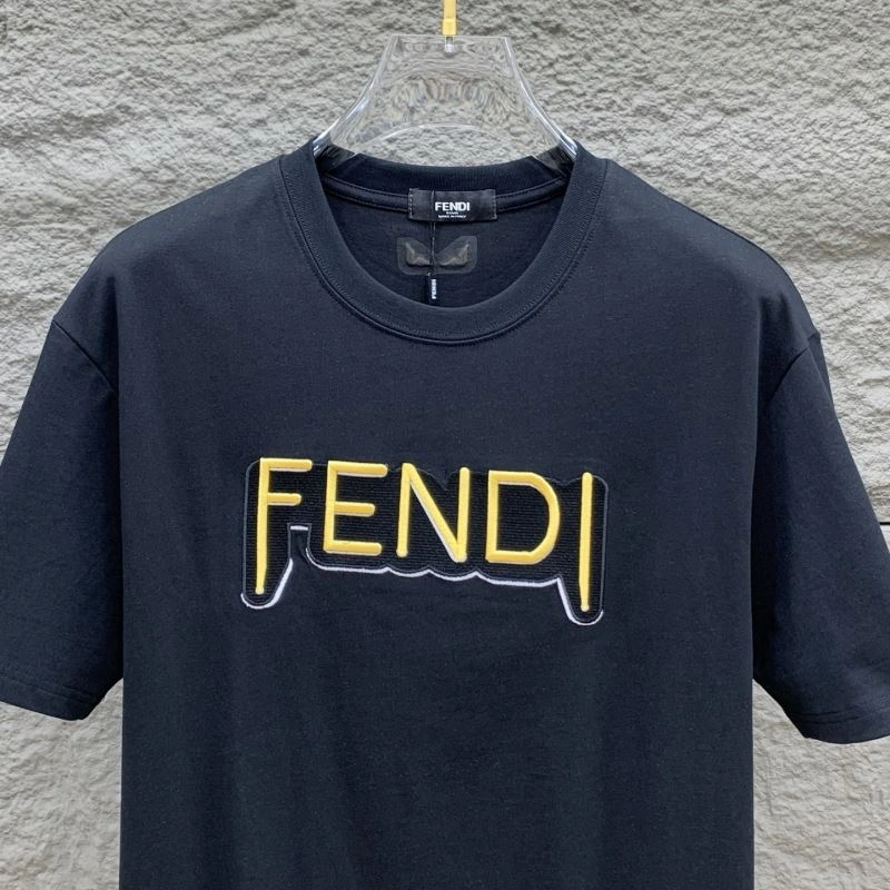 Durable Fendi T-Shirts 122395