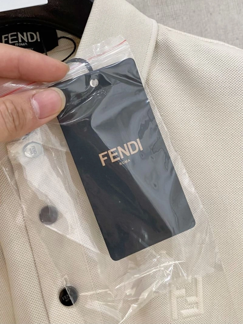 Minimalist Fendi T-Shirts 122386