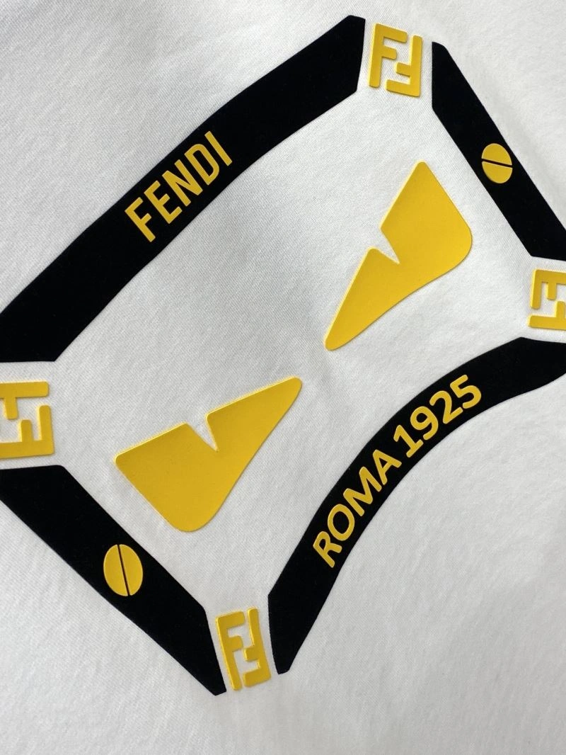 Fendi T-Shirts TimelessDesign 122383