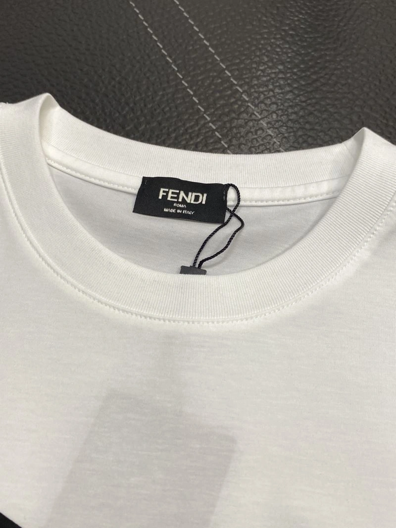 Stylish Fendi T-Shirts 122362
