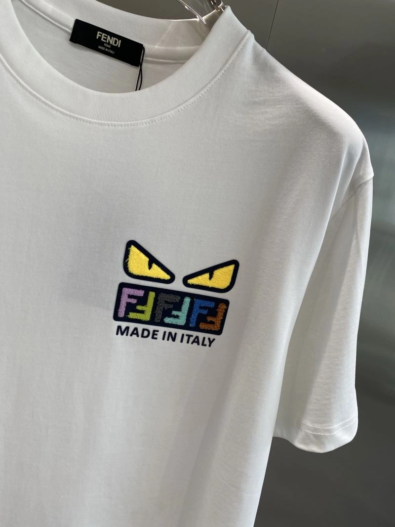 Sustainable Fendi T-Shirts 122350