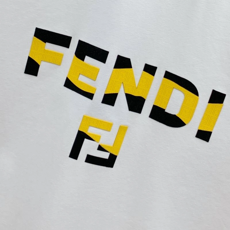 Fendi T-Shirts Attractive 122337