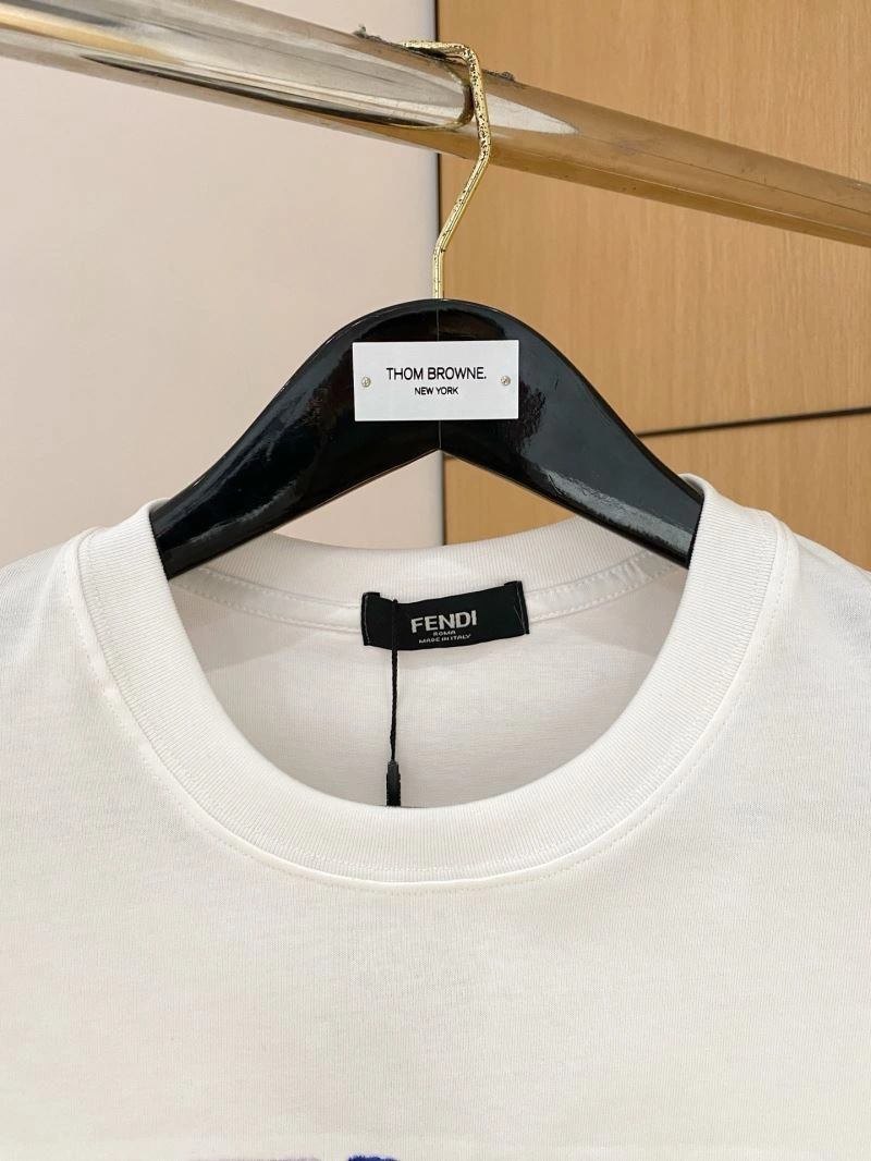 WaterResistant Fendi T-Shirts 122331