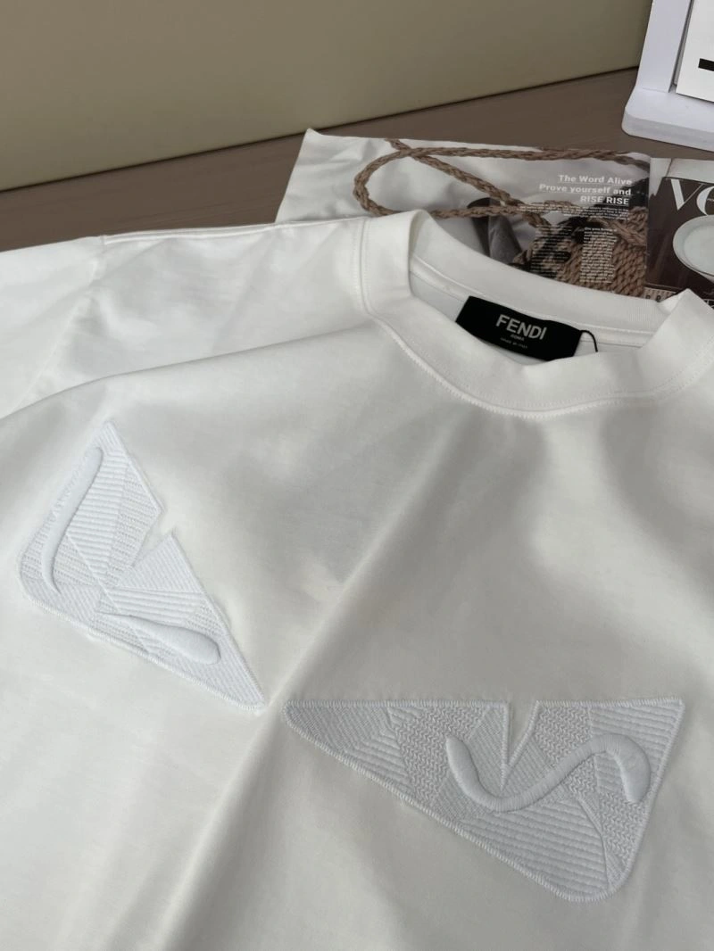 ModernLook Fendi T-Shirts 122315