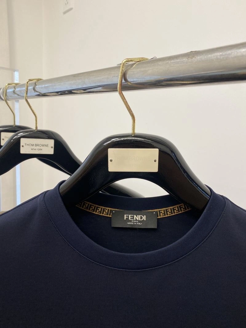 Compact Fendi T-Shirts 122308