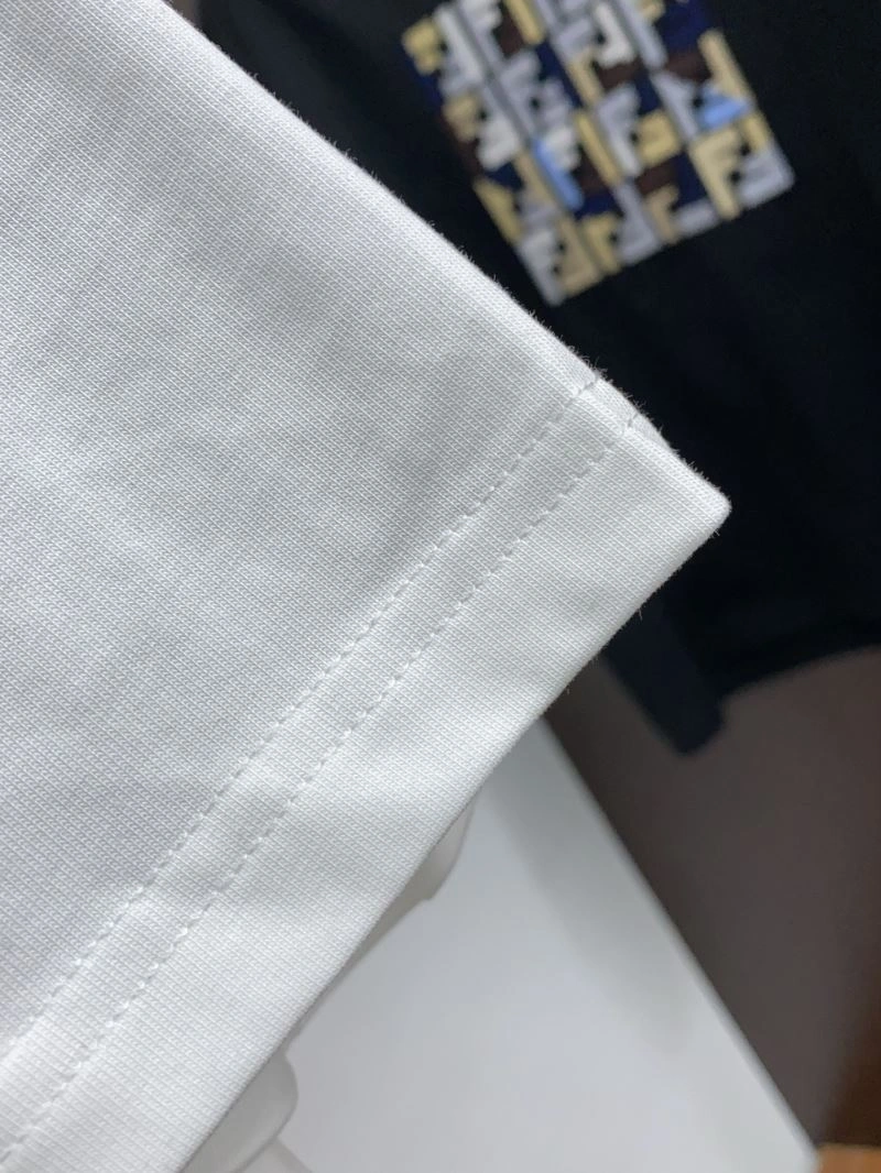 Fendi T-Shirts WellDesigned 122328