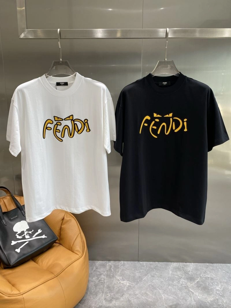 Fendi T-Shirts Bold 122316