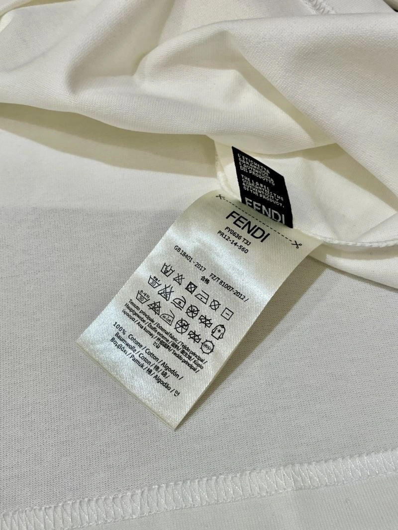 Fendi T-Shirts Supportive 122333